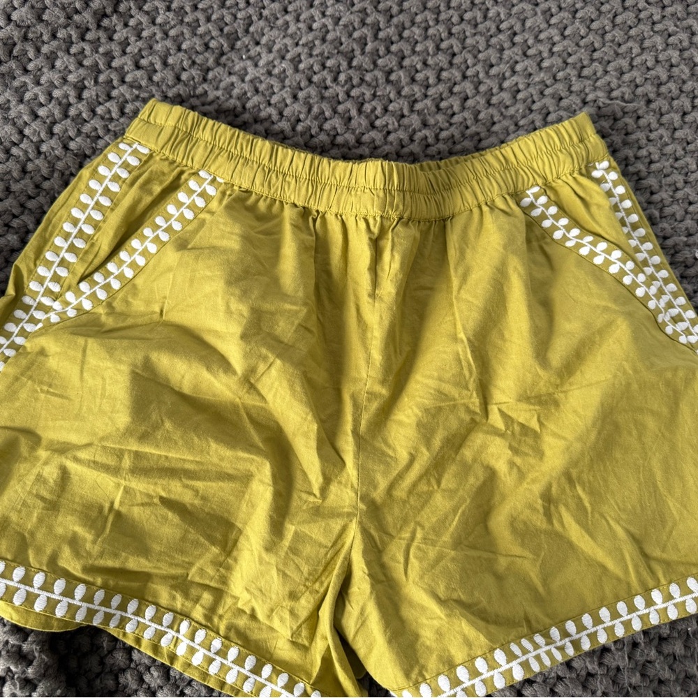 Julia Amory Coatue Shorts